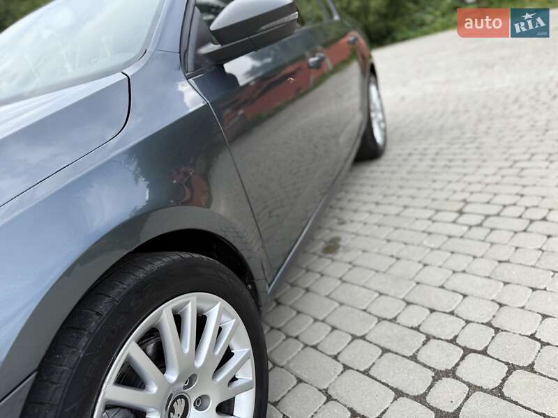 Лифтбек Skoda Octavia 2017 в Ужгороде