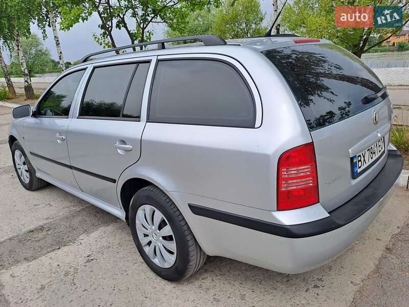 Универсал Skoda Octavia 2008 в Староконстантинове