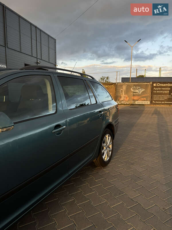 Універсал Skoda Octavia 2008 в Рівному