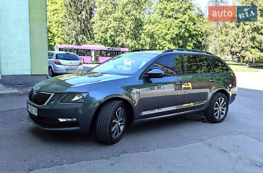 Универсал Skoda Octavia 2017 в Ровно