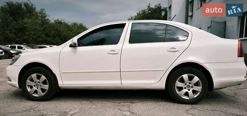 Лифтбек Skoda Octavia 2011 в Днепре