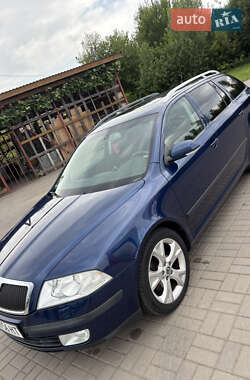 Универсал Skoda Octavia 2008 в Нововолынске