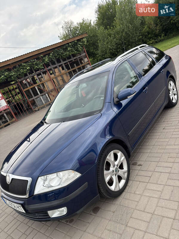 Универсал Skoda Octavia 2008 в Нововолынске