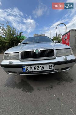 Лифтбек Skoda Octavia 1999 в 