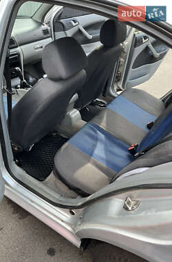 Лифтбек Skoda Octavia 1999 в 