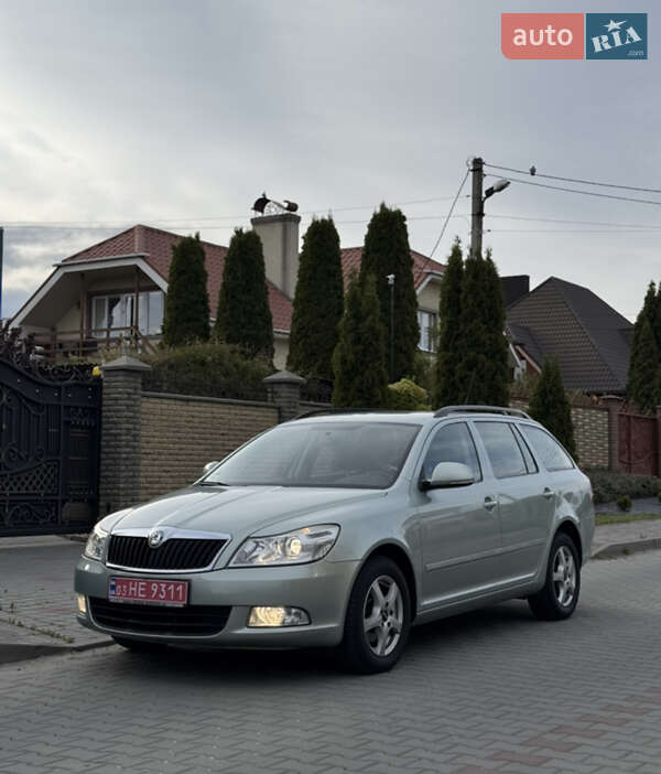 Универсал Skoda Octavia 2009 в 