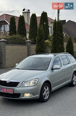 Универсал Skoda Octavia 2009 в 