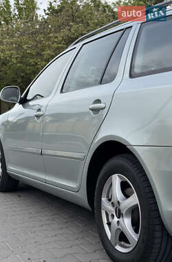 Универсал Skoda Octavia 2009 в 