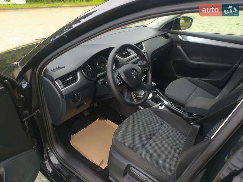 Универсал Skoda Octavia 2015 в Дубно
