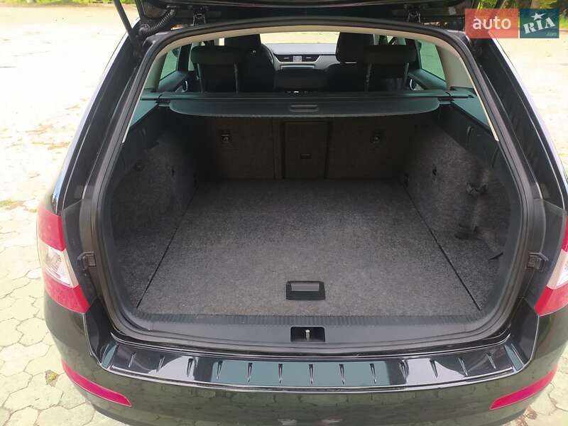Универсал Skoda Octavia 2015 в Дубно