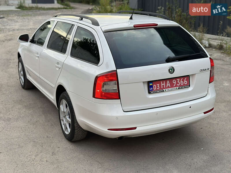 Універсал Skoda Octavia 2011 в Рівному