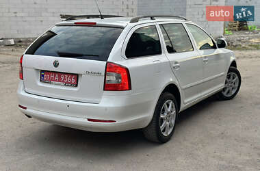 Универсал Skoda Octavia 2011 в 