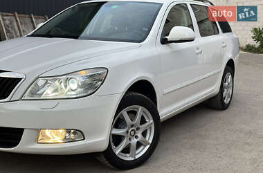 Универсал Skoda Octavia 2011 в 