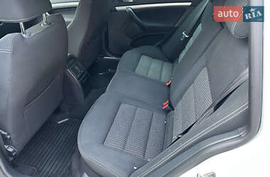Универсал Skoda Octavia 2011 в 