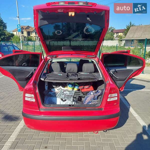 Лифтбек Skoda Octavia 2005 в Днепре