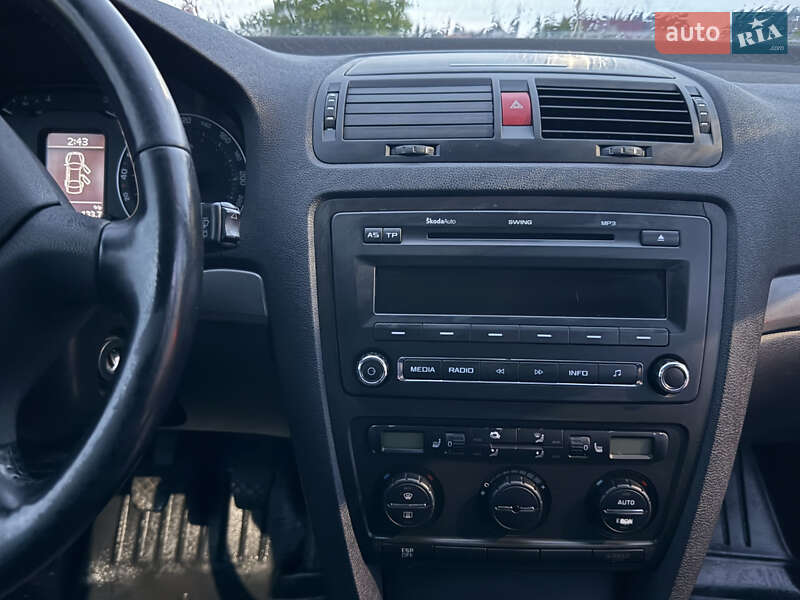 Универсал Skoda Octavia 2005 в Городке