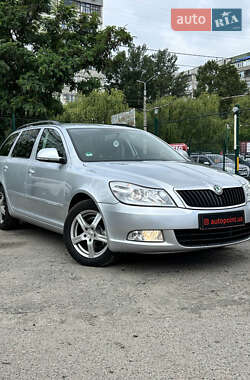 Универсал Skoda Octavia 2010 в Сумах