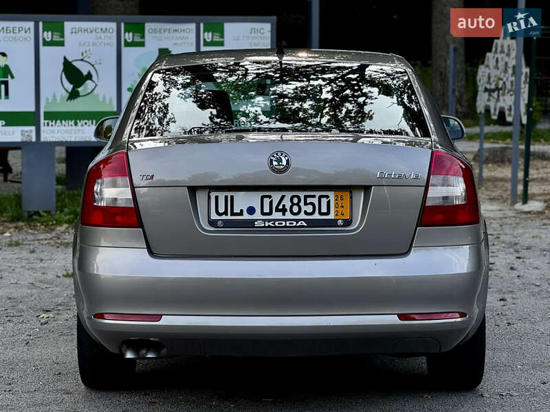 Лифтбек Skoda Octavia 2010 в Виннице