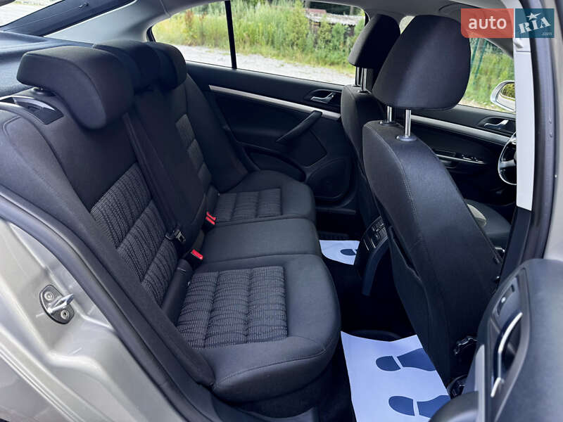 Лифтбек Skoda Octavia 2010 в Виннице