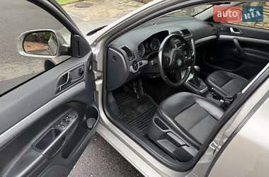 Универсал Skoda Octavia 2011 в 