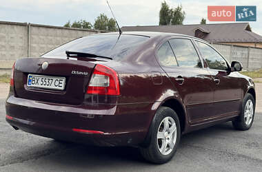 Лифтбек Skoda Octavia 2009 в 
