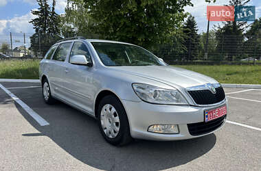 Универсал Skoda Octavia 2009 в 
