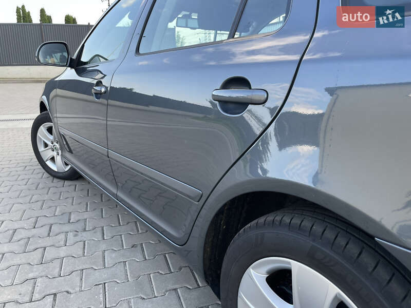 Универсал Skoda Octavia 2010 в Рожище