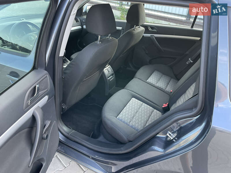 Универсал Skoda Octavia 2010 в Рожище