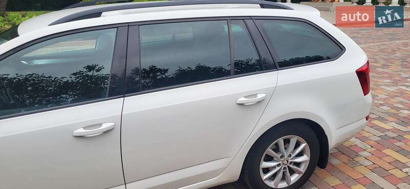Универсал Skoda Octavia 2014 в Миргороде