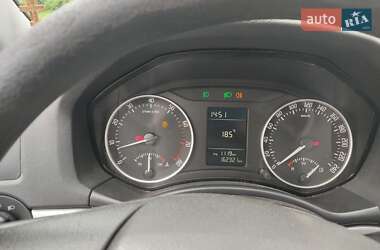 Лифтбек Skoda Octavia 2012 в 