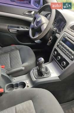 Лифтбек Skoda Octavia 2012 в 