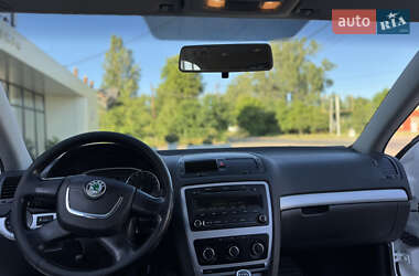 Лифтбек Skoda Octavia 2011 в 