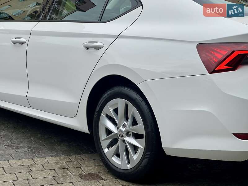 Лифтбек Skoda Octavia 2020 в Мукачево