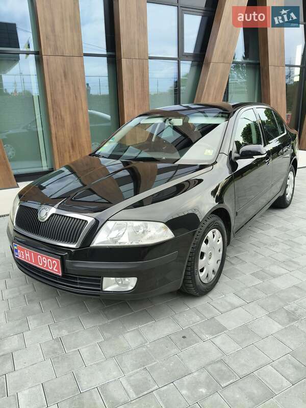 Лифтбек Skoda Octavia 2008 в 