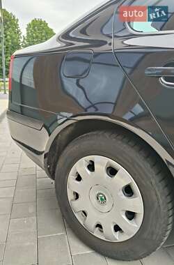 Лифтбек Skoda Octavia 2008 в 