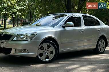 Лифтбек Skoda Octavia 2012 в 