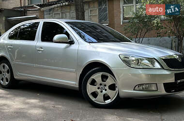 Лифтбек Skoda Octavia 2012 в 