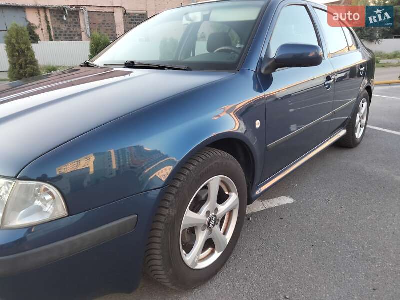 Лифтбек Skoda Octavia 2008 в Полтаве