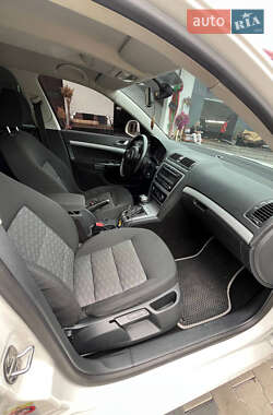 Универсал Skoda Octavia 2012 в 