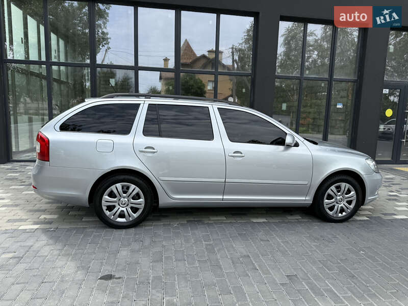 Универсал Skoda Octavia 2010 в Полтаве