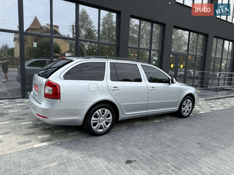 Универсал Skoda Octavia 2010 в Полтаве