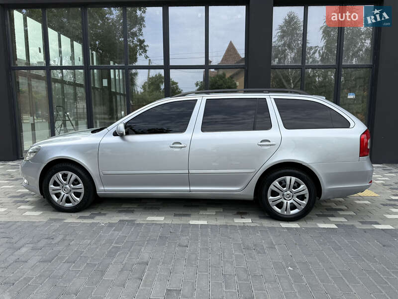 Универсал Skoda Octavia 2010 в Полтаве