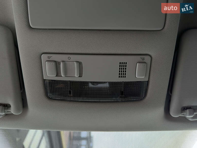 Универсал Skoda Octavia 2010 в Полтаве