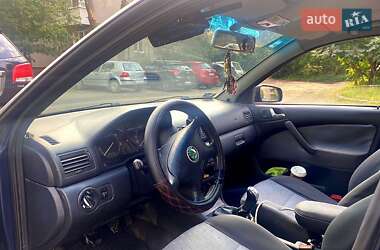 Универсал Skoda Octavia 2002 в 
