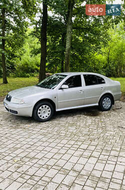 Лифтбек Skoda Octavia 2004 в Львове