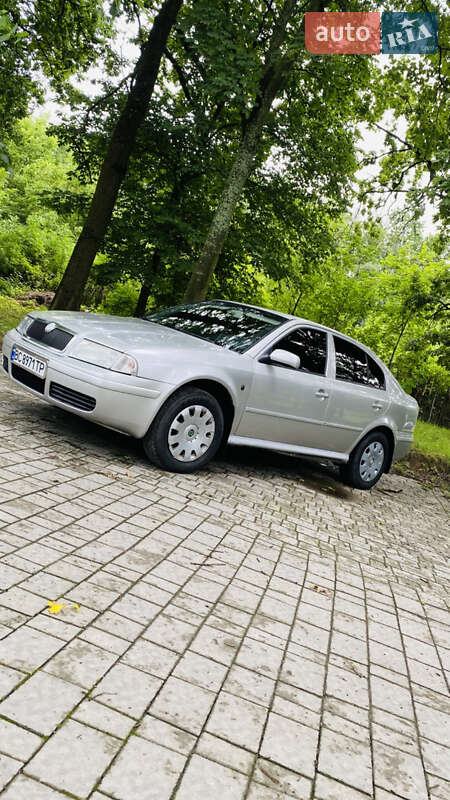 Лифтбек Skoda Octavia 2004 в Львове