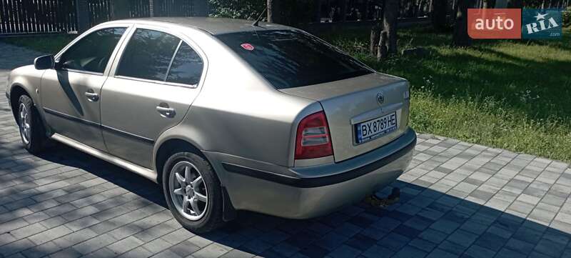 Лифтбек Skoda Octavia 2004 в Староконстантинове