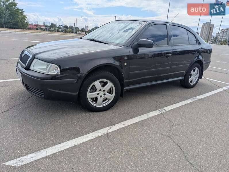 Лифтбек Skoda Octavia 2004 в Киеве