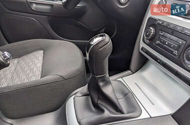 Универсал Skoda Octavia 2010 в 