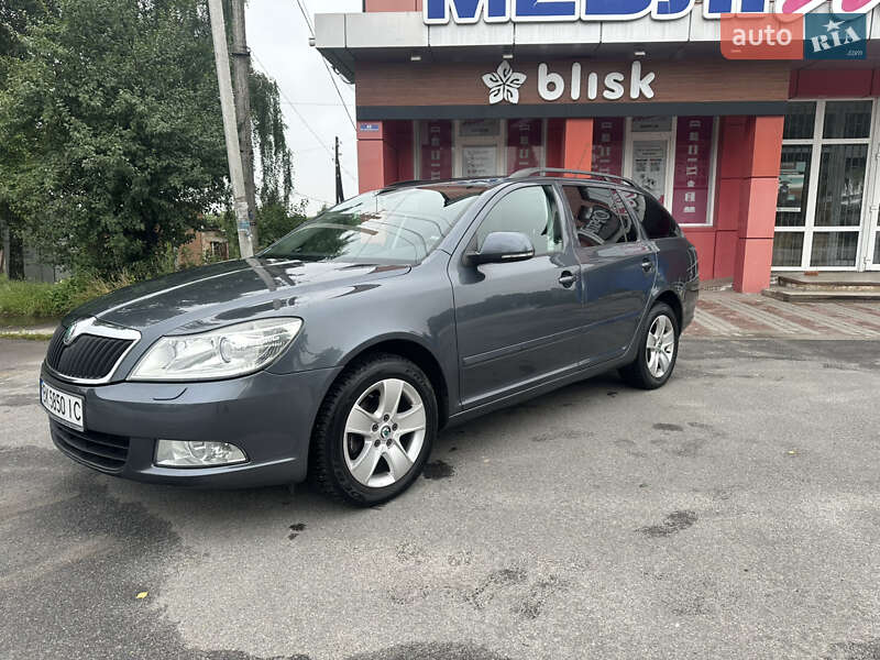Универсал Skoda Octavia 2009 в Изяславе